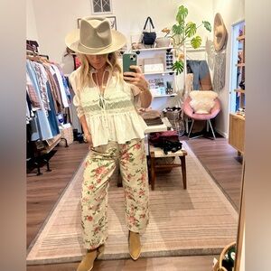 Meet your Posher, Mollie